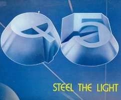 Q5 : Still the Light (EP)